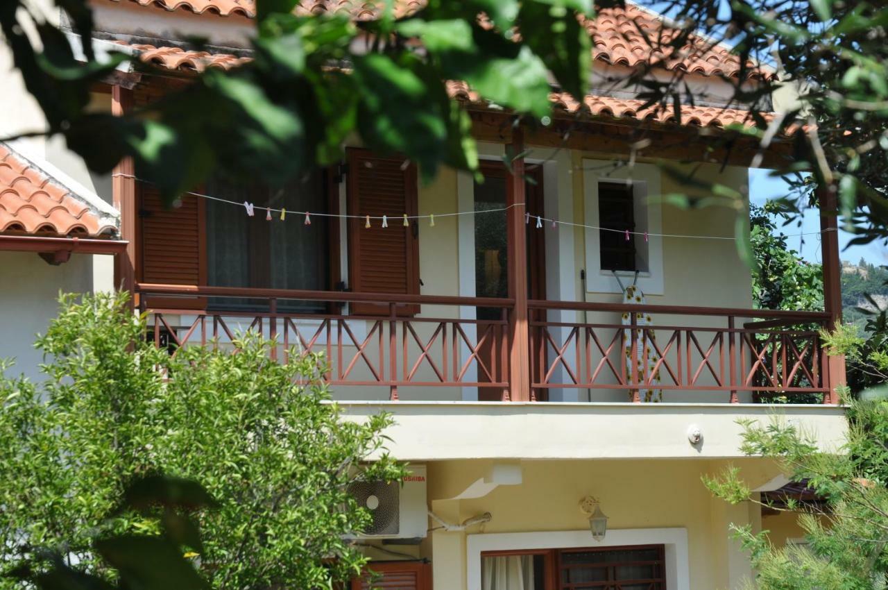 Areti'S Apartment Agios Georgios Pagon Exterior photo